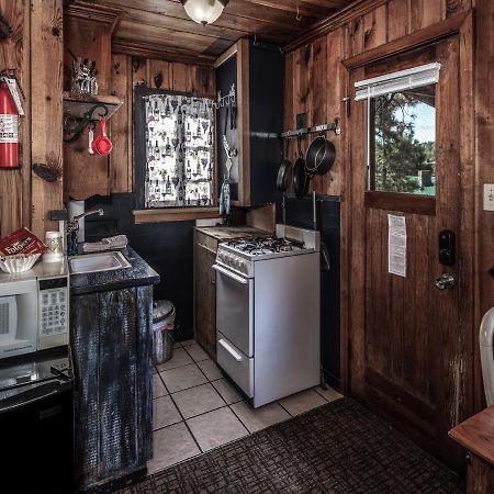 Apache Village 4, King Studio, Midtown, Sleeps 2 Руидозо Экстерьер фото